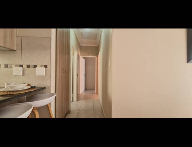 3 BEDROOM FREEHOLD FOR SALE IN WATERKLOOF HILL ESTATE